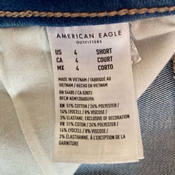 American Eagle ripped jeans - Picture 4 of 4